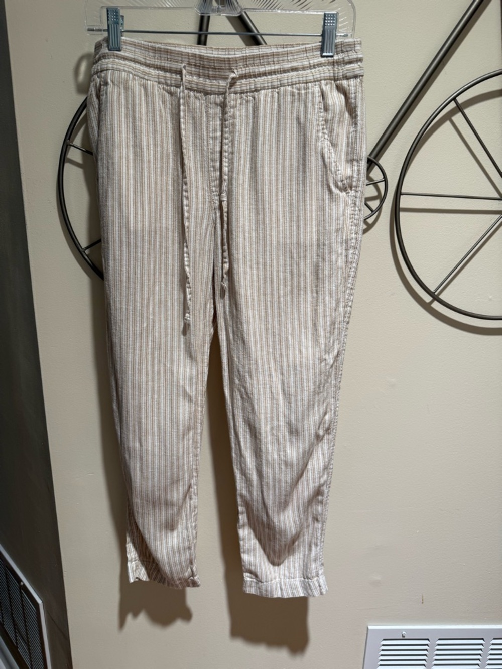 Gap Striped Drawstring Casual Pants - Beige & White “Easy Pants” Size S Linen